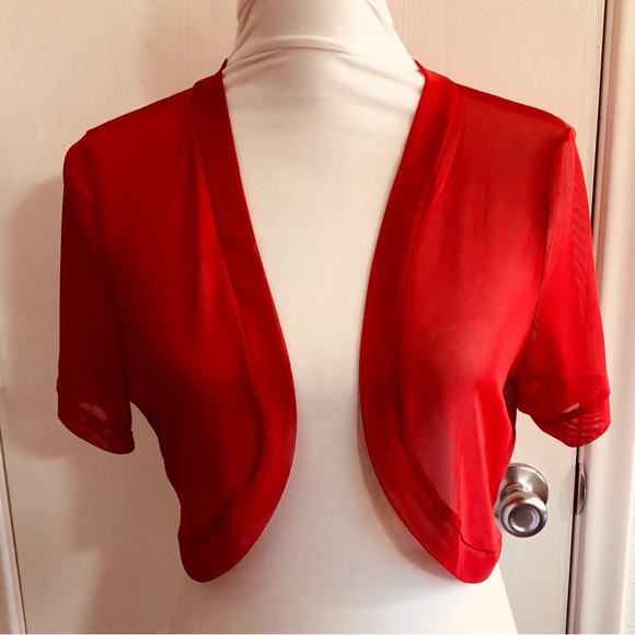 New Aiboria Shrug - Picture 2 of 5